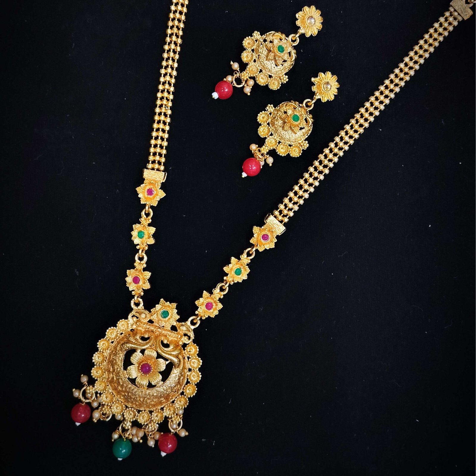 Celestial Sunburst Necklace Set with Colorful Accents | Shree Pramukh Jewellery